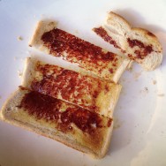 Cenovis on toast soldiers